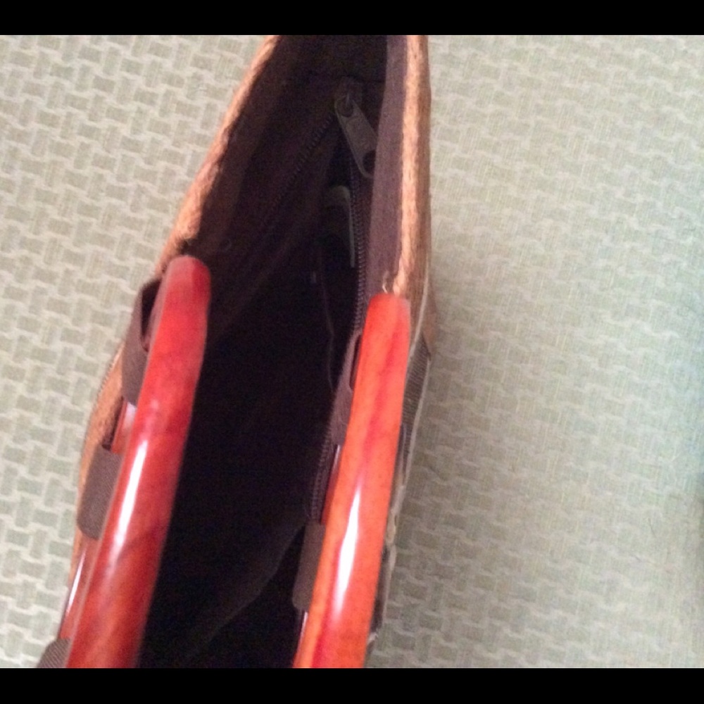 Purse - Picture 2 of 5